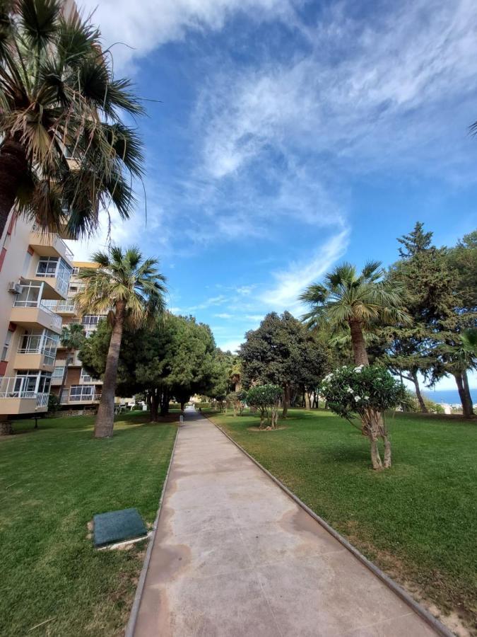 Benalmadena Studio In Gamonal Eksteriør billede